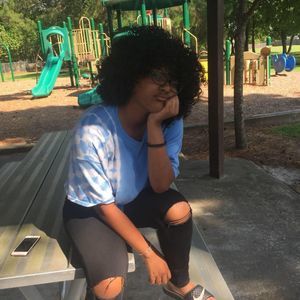 Meet your Posher, Mia